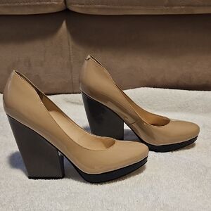Boutique 9 Nude Patent Platform Pumps with Block Heel Sz 7.5 New